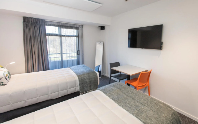 Hotel Give