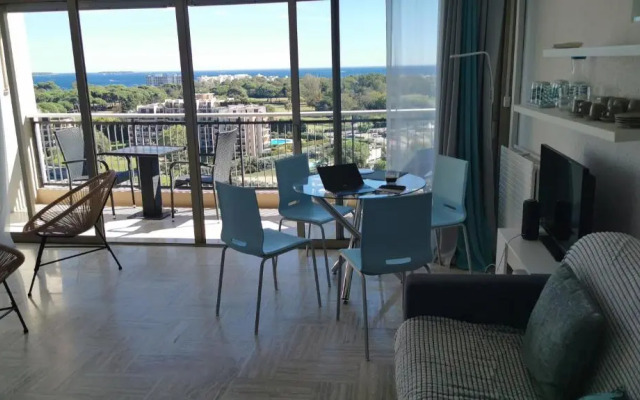 Studio face mer Mandelieu près de Cannes