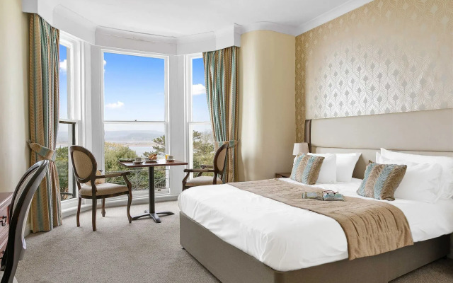 Royal Beacon Hotel