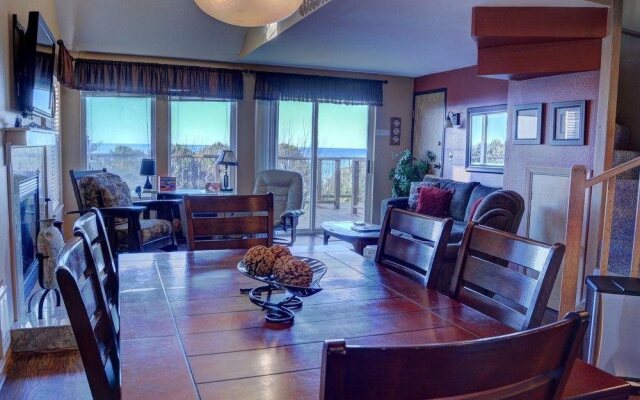 Sunset By The Sea 3 Br home by RedAwning