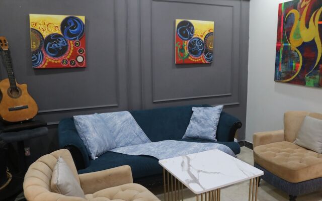 Sab Hotel & Residences