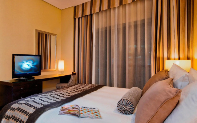 TIME Oak Hotel & Suites