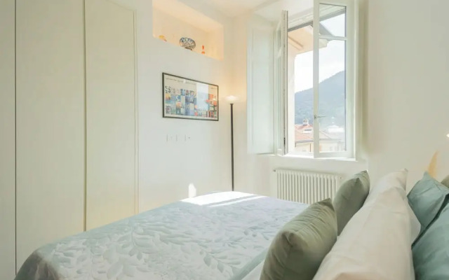 Rooftop Nest in Como City Center by Rent all Como