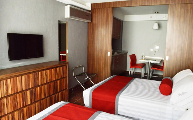 Hotel Block Suites