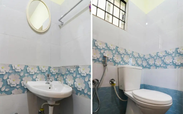 Gm Royals by OYO Rooms