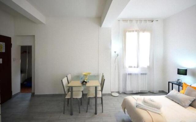 4 Tourist House Apartment Centre Bologna