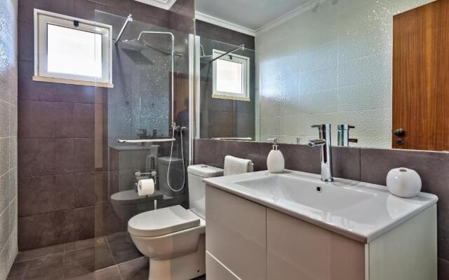 Golden Place Apartment