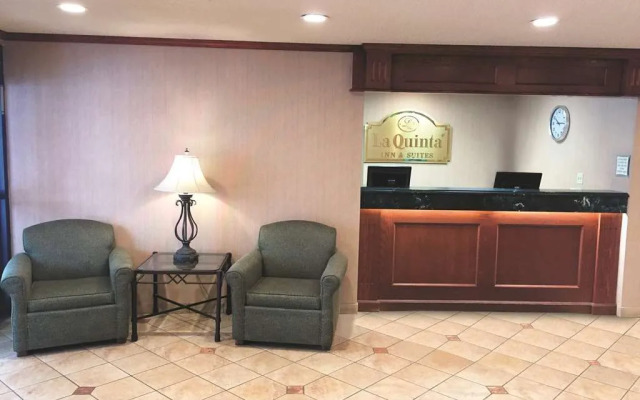 La Quinta Inn Suites By Wyndham Stevens Point
