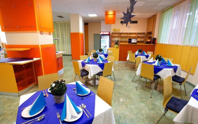 Hotel Junior Podebrady