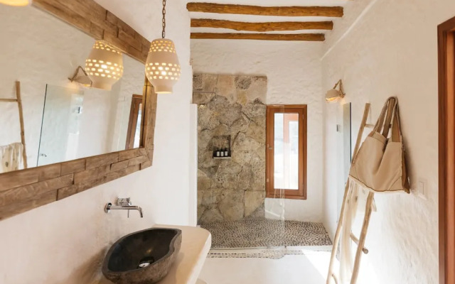 Casa Las Tortugas Petit Beach Hotel & Spa