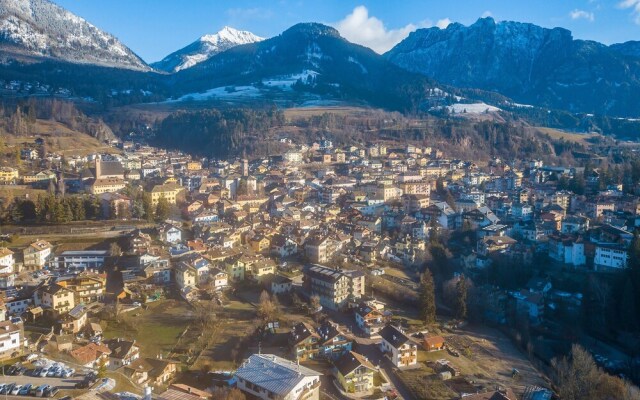 Cavalese few min From ski a26