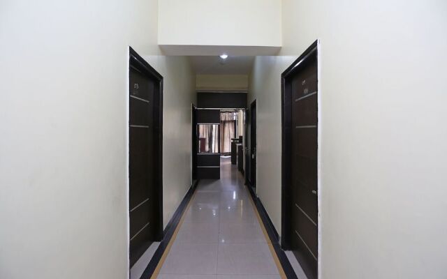 OYO 9601 Hotel Sunshine Residency Castle