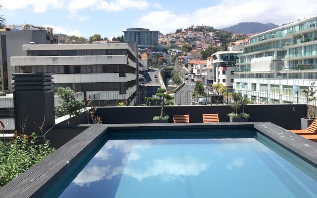 Parkside Marina Vista by MHM