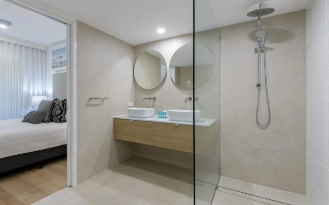 Mandalay Luxury Beachfront Apartments