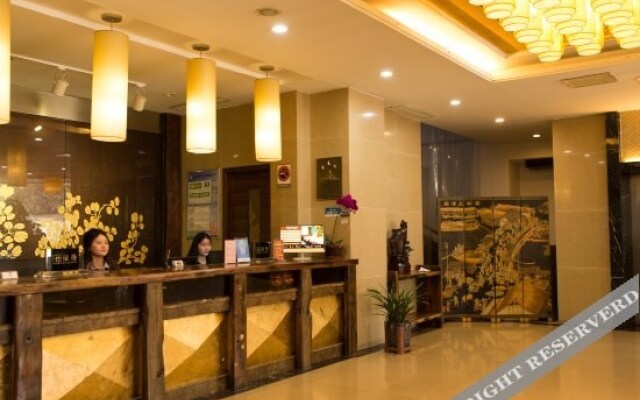 Liuyungang Mingguo Business Hotel