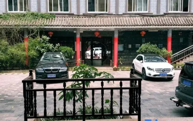 Mile Huibinlou Hotel