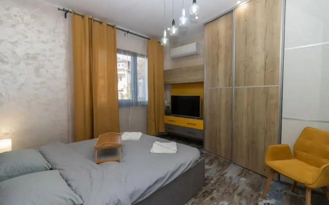 Unique Central 1 Bedroom Flat