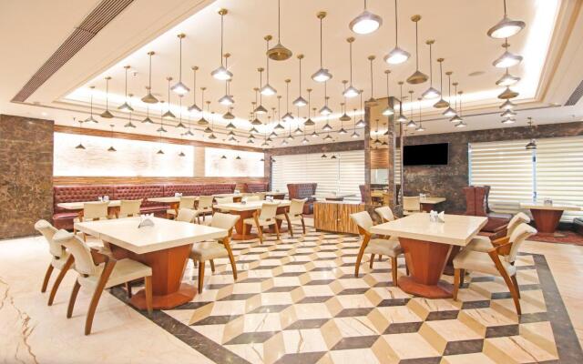 Treebo Premium Arista