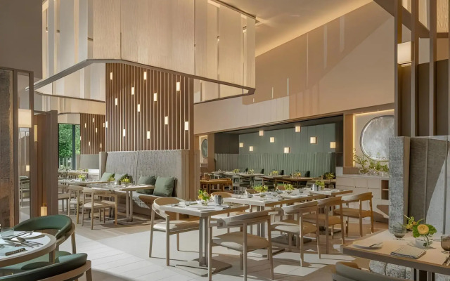 Four Seasons Hotel Osaka