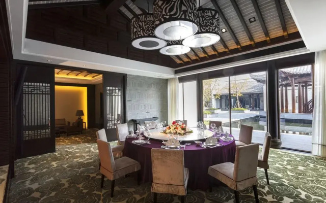 Yurun Hanyuelou Villa Resort
