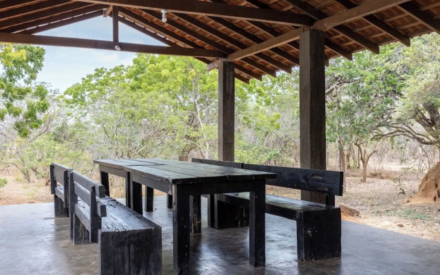 Joe's Bungalow Yala