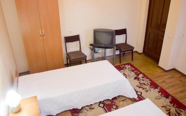 Hotel Uyut