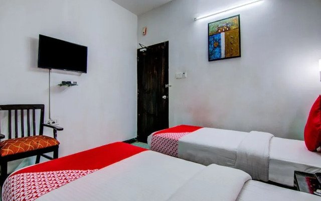 Grand Tiara by Oyo Rooms