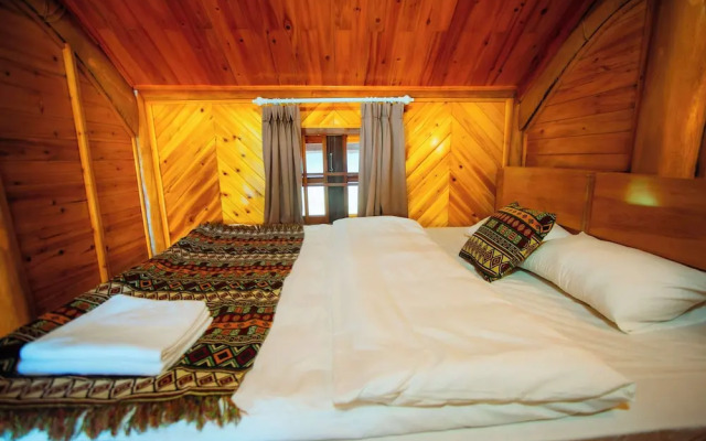 SaPa Village Retreat - Dine & Coffee