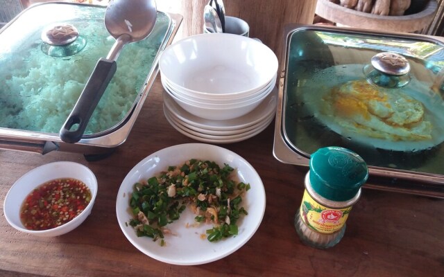 Heun Plai Na Homestay