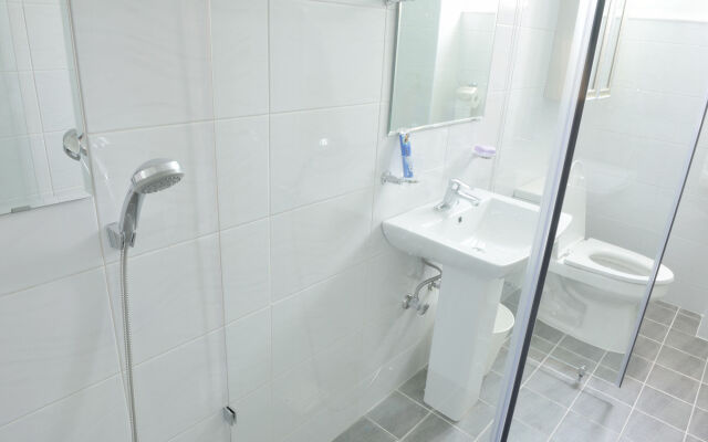 Andong Poong-gyung HOSTEL n LIBRARY