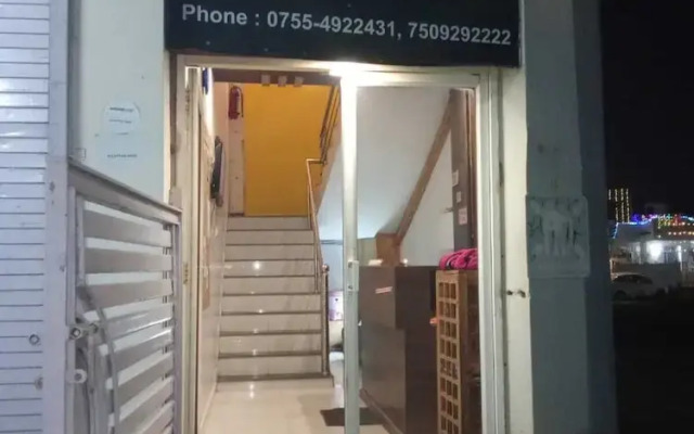 Oyo 22475 Jalsa Guest House