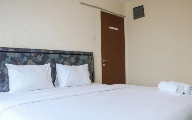 Functional 2Br At Tifolia Apartment