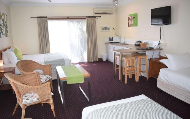 The Henry Parkes Motel Tenterfield