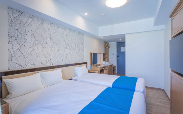 Kariyushi LCH Resort