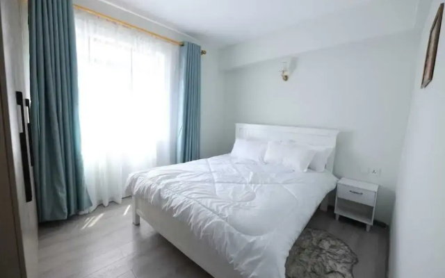 Lux Suites Sandalwood Gardens Apartments