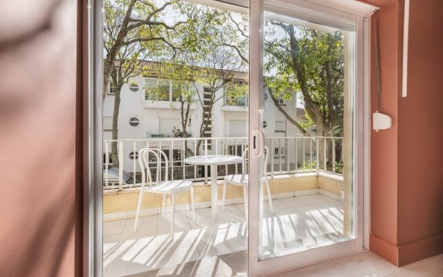 Olala Rainbow Suites