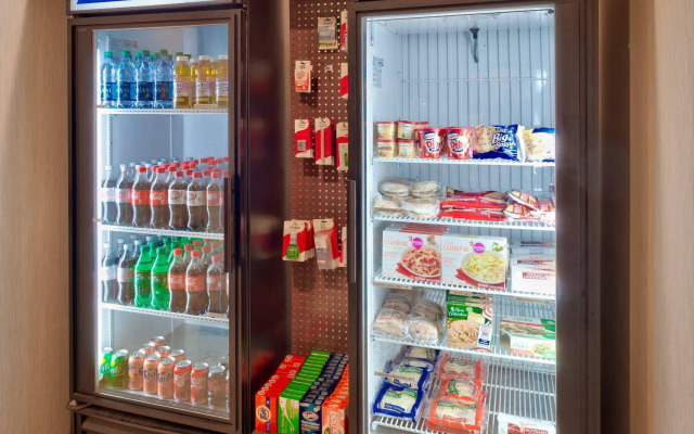 Staybridge Suites Omaha 80th And Dodge by IHG