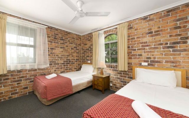 Toowong Villas