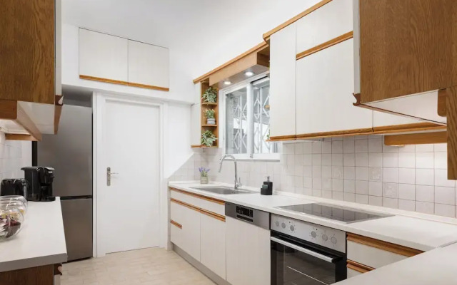Athens Golden Light Premium Residence