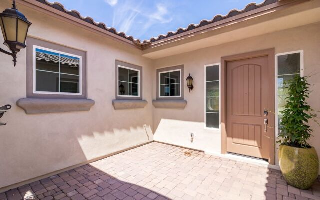 3 Bedroom Home with Outdoor Pool