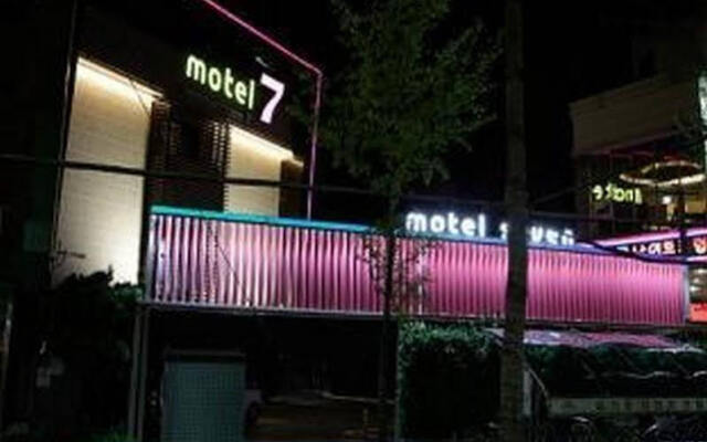 Seven Motel Deungchon