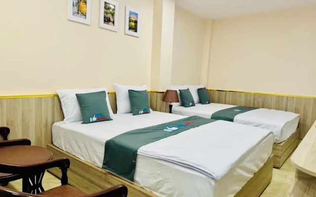 Like Hotel