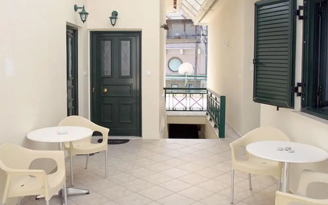 Geo Holidays Studios