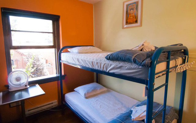 Ocean Island Inn Backpackers Suites - Hostel