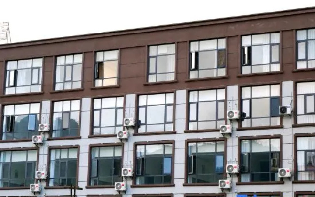 Yuting Resort Hotel (Wumeng Grassland Branch) — 2-star hotel in Liupanshui