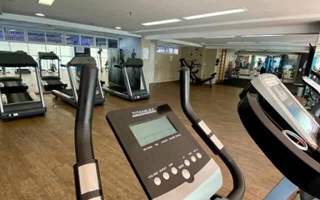 Apartamento Beira Mar 14º andar com 2 Quartos