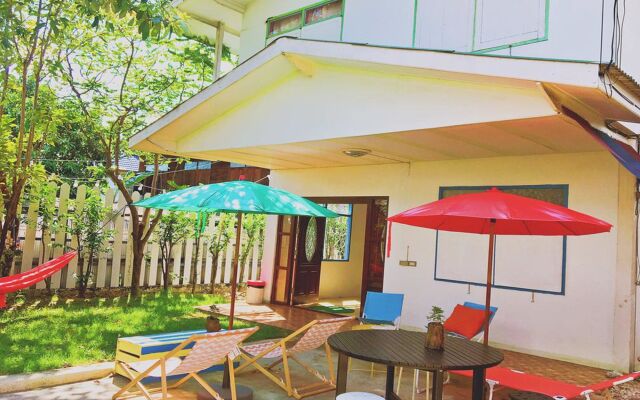 Hush Hush Cabiner - Hostel