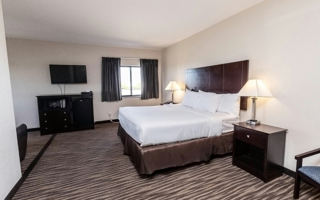Cobblestone Inn & Suites - Maryville