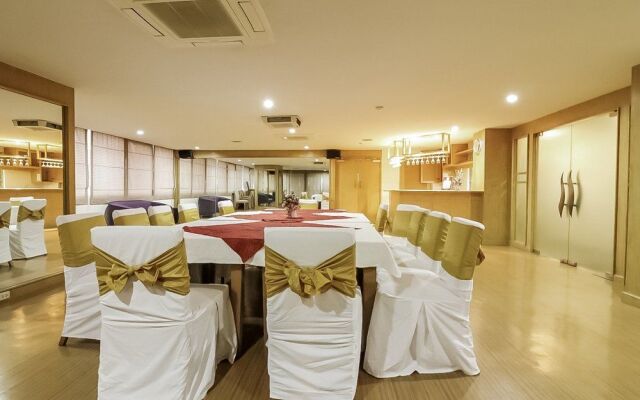 曼谷奈达詩娜卡琳双朗52号酒店(Nida Rooms Srinakarin 52 Suanluang)