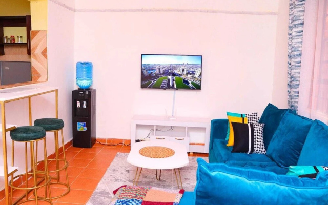 Lux Suites Trm drive Apartments Roysambu